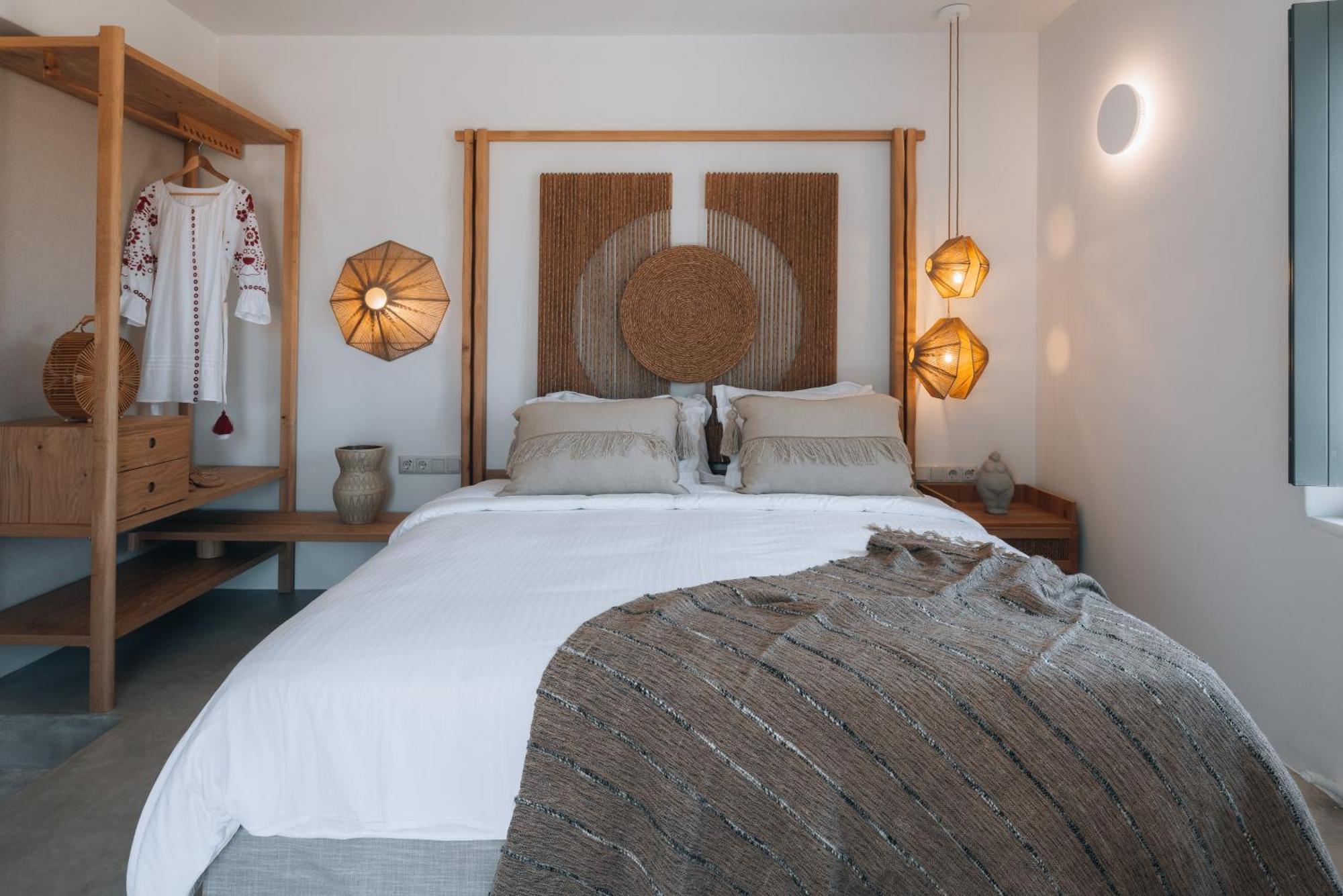 Kosmitis Suites & Villas Nausa Pokoj fotografie